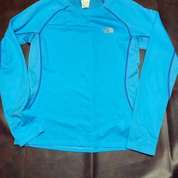 The North Face blue long sleeve flash dry top, size small - Picture 6 of 13